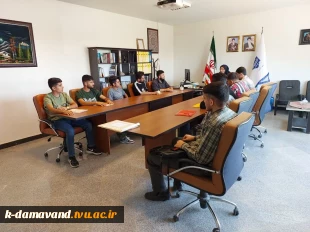 دیدار صمیمی سرپرست آموزشکده کشاورزی دماوند سر کار خانم دکتر صادقی زاده با دانشجویان عزیز 4