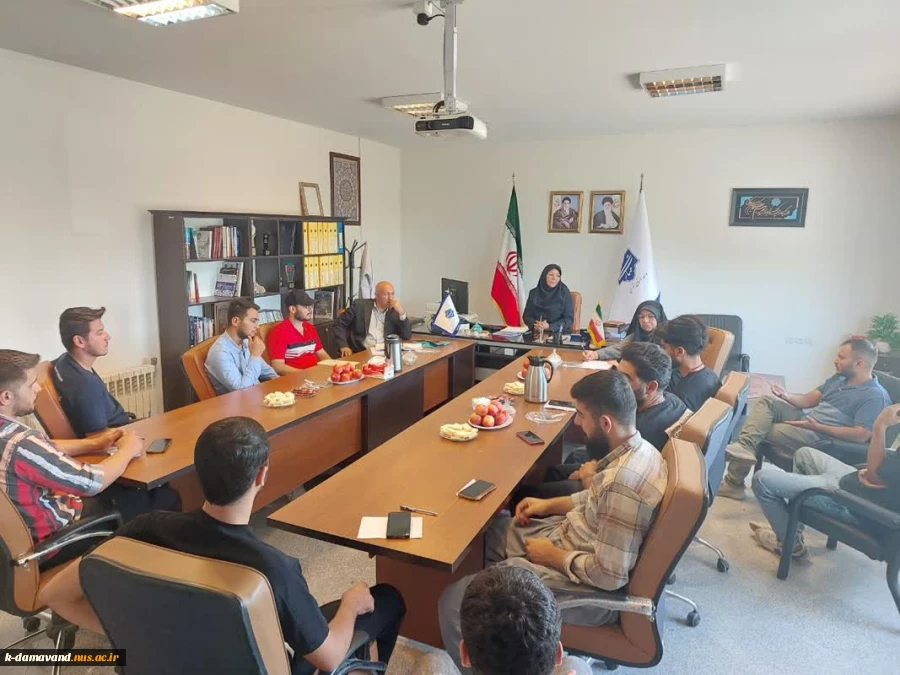 عکس روز :دیدار صمیمی مسئولان محترم نظارت و ارزیابی و تضمین کیفیت دانشگاه ملی مهارت با انجمن صنفی و انجمن علمی دانشجویان اموزشکده کشاورزی دماوند 3