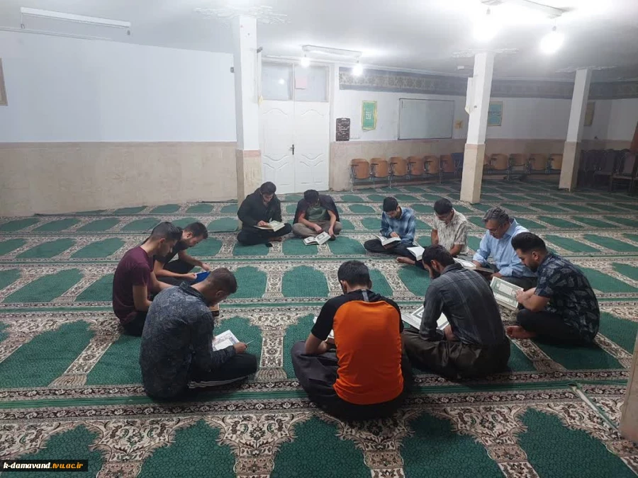 برگزاری مراسم انس با قرآن به مناسبت هفته قرآن و عترت در آموزشکده کشاورزی دماوند 7