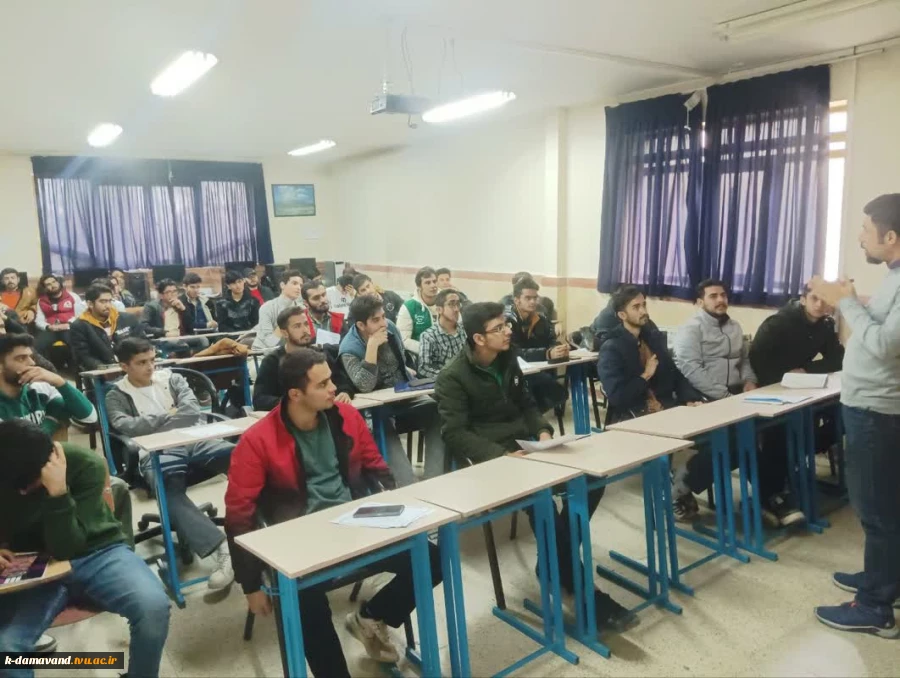 برگزاری کلاس توجیهی آموزشی برای دانشجویان جدیدالورود 3