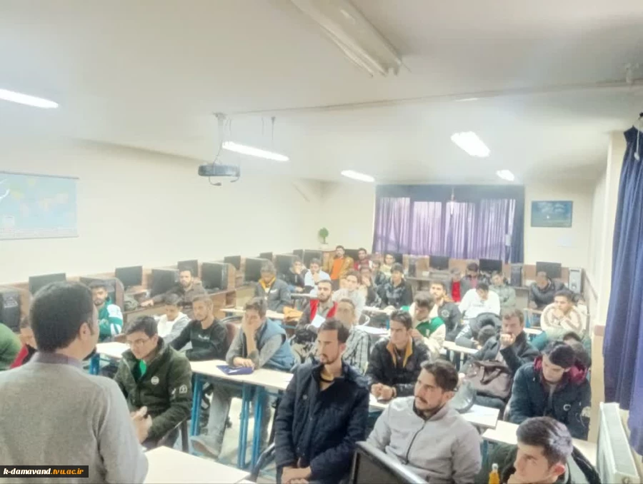 برگزاری کلاس توجیهی آموزشی برای دانشجویان جدیدالورود 6