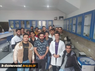 ساخت کرم های آبرسان و مرطوب کننده گیاهان دارویی در آموزشکده کشاورزی دماوند 2