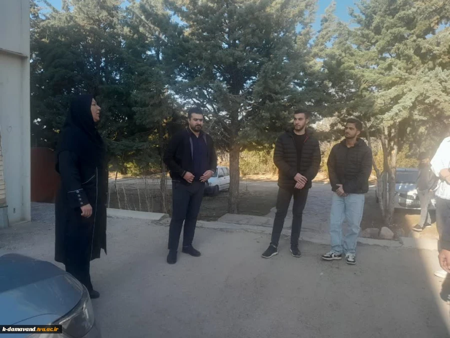 بازدید دانش آموزان مدارس و هنرستان های شهرستان از امکانات آموزشکده کشاورزی دماوند  3