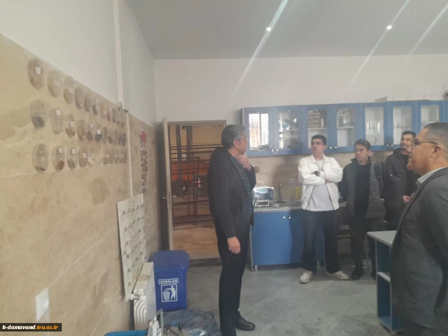 بازدید دانش آموزان مدارس و هنرستان های شهرستان از امکانات آموزشکده کشاورزی دماوند  5